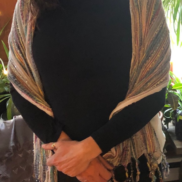 Beautiful handmade multi colored vest - Picture 4 of 8